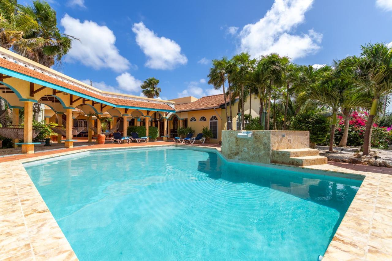Goood Resort Kralendijk Exterior foto
